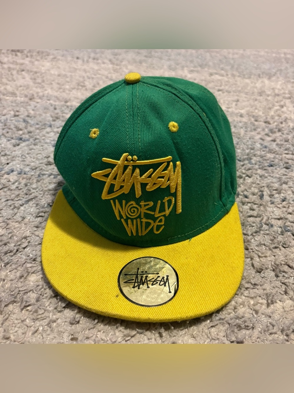 Stussy Worldwide Two Tone Snapback Hat Green Yellow Underbrim Spellout Cap OSFA